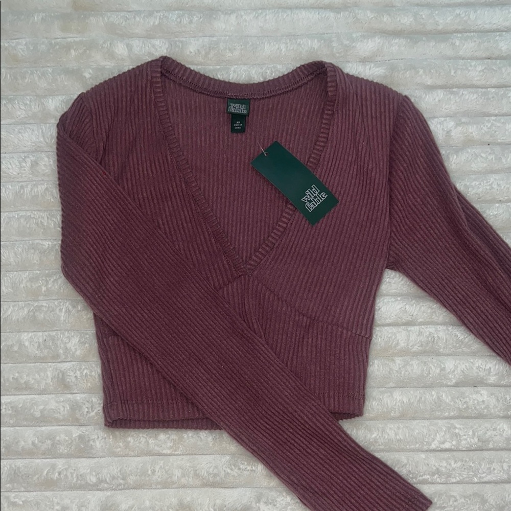 NWT Target Ribbed V-Neck Sweater in Mauve/purple